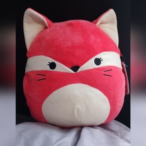 Fifi the fox squishmallow